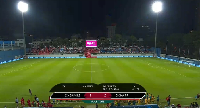 国足热身2-1新加坡 下半场换人后混乱防守再拉警报 国足热身2-1新加坡 下半场换人后混乱防守再拉警报