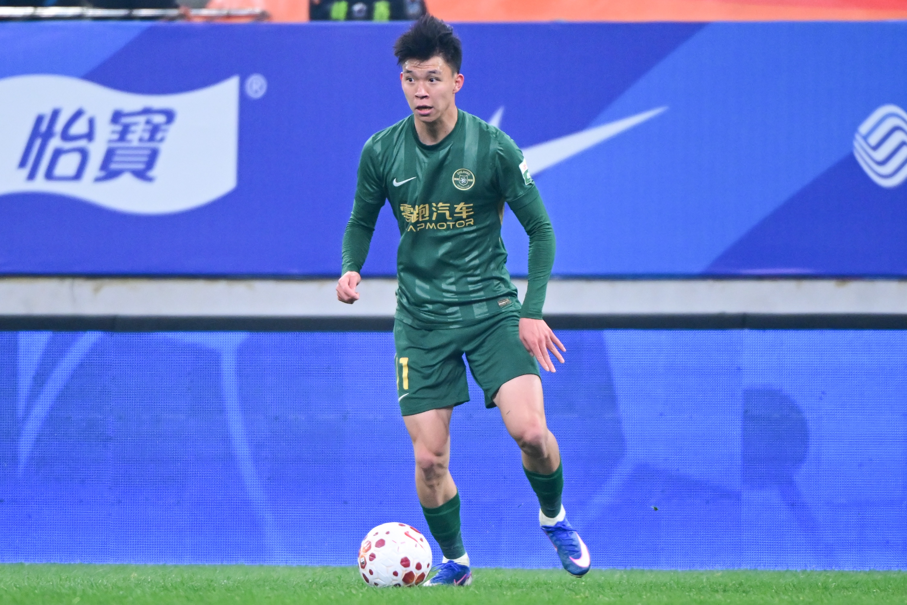 浙江FC青训数据:累计培养1100余名球员,182人入选国字号,职业成才率68%