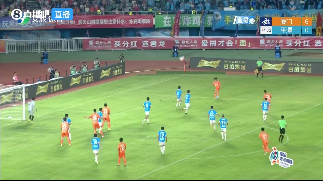 替补登场的薛凯文后点头球破门，厦门队7-0领先平潭队