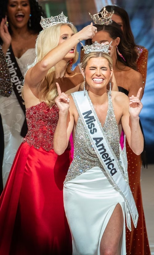 凯斯勒求婚成功：未婚妻为2025年美国小姐
