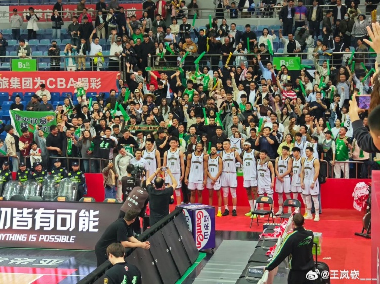 王岚嵚致老东家同曦&辽宁:收获成长与历练 感谢给予我风口与舞台 王岚嵚致老东家同曦&辽宁:收获成长与历练 感谢给予我风口与舞台